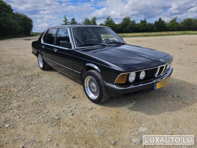 BMW 728