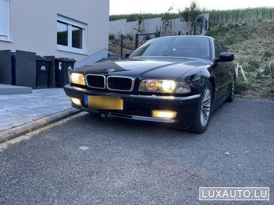 BMW 735