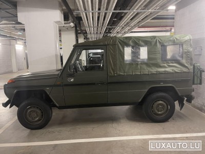 Mercedes G 230