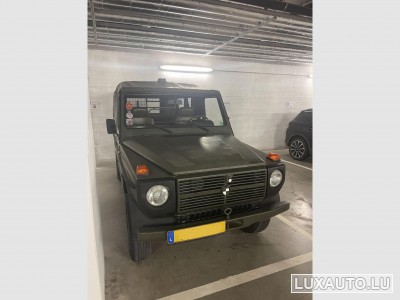 Mercedes G 230