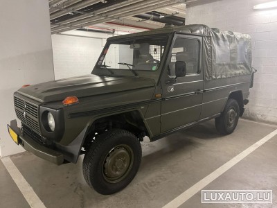 Mercedes G 230