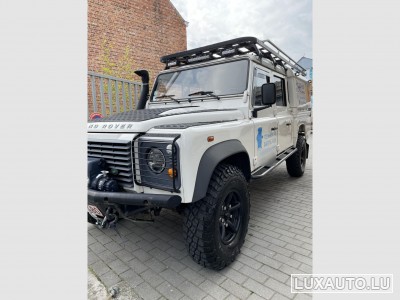 Land-Rover Defender