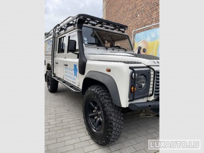Land-Rover Defender