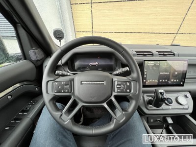 Land-Rover Defender