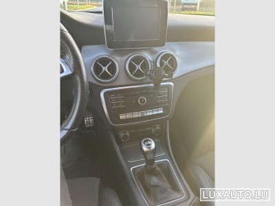 Mercedes CLA 200