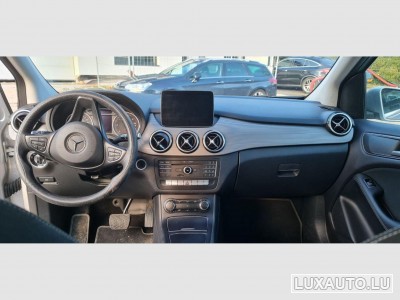Mercedes B 180