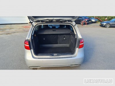 Mercedes B 180