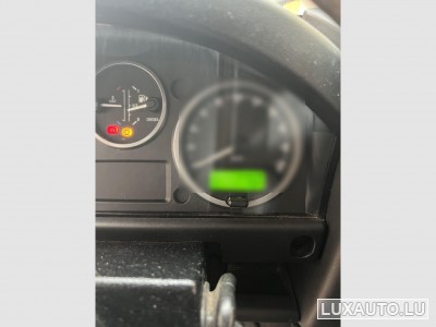Land-Rover Defender