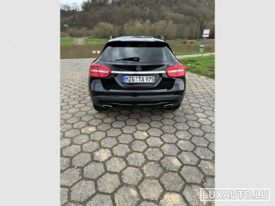 Mercedes GLA 200