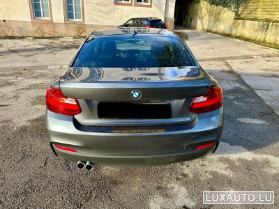 BMW 220