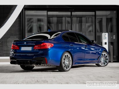 BMW M550