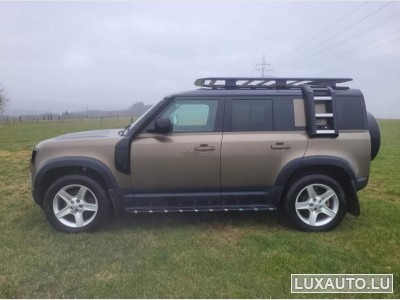 Land-Rover Defender