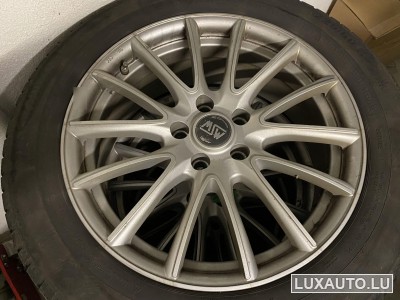 Jantes de alumínio + Pneus 18""