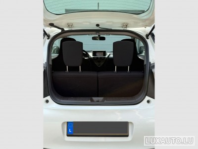 Toyota iQ