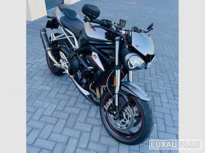 Triumph Street Triple