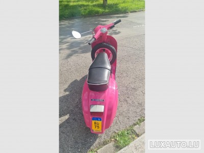 Vespa 50 Special