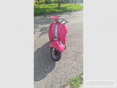 Vespa 50 Special
