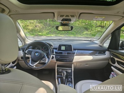 BMW 220