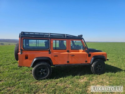 Land-Rover Defender