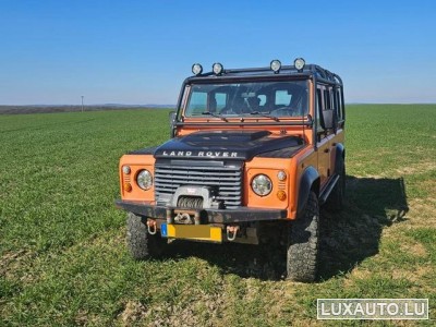 Land-Rover Defender