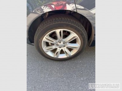 Land-Rover Range Rover Velar