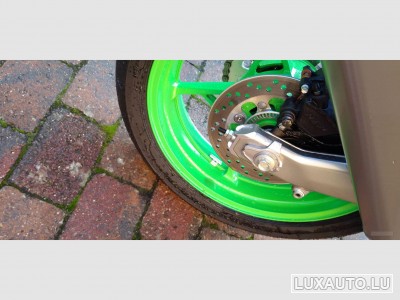 Kawasaki ZX4R
