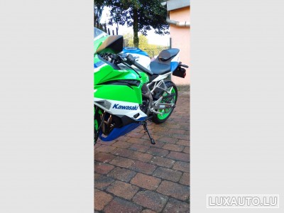 Kawasaki ZX4R