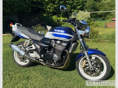 Suzuki GSX