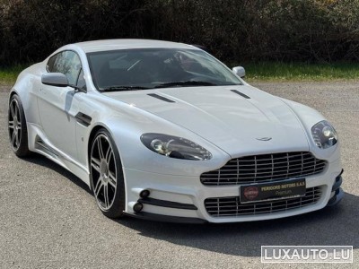 Aston-Martin V8 Vantage