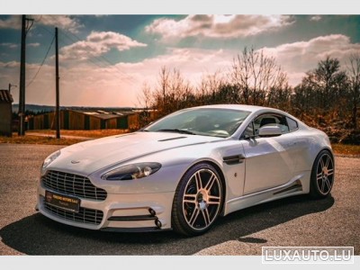 Aston-Martin V8 Vantage