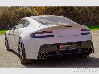 Aston-Martin V8 Vantage