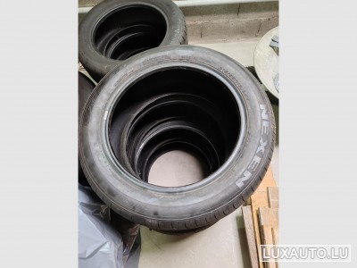 Pneus 17" - 215/55R 94v