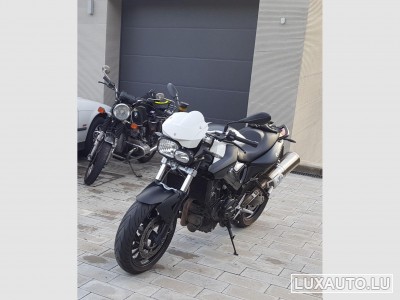BMW F