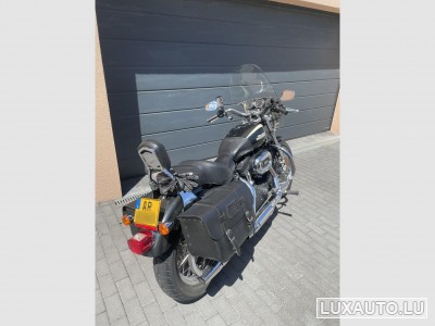 Harley-Davidson Roadster