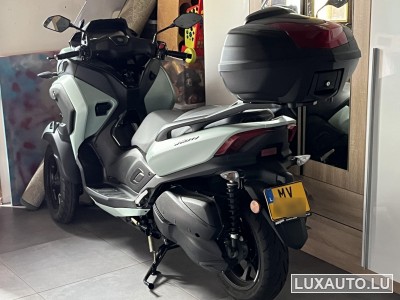 Yamaha Tricity