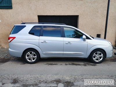 Ssangyong Rodius