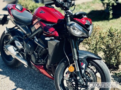 Triumph Street Triple