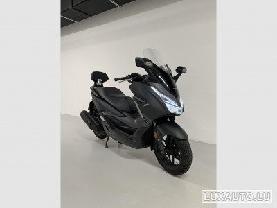 Honda Forza