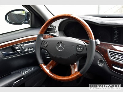 Mercedes S 550
