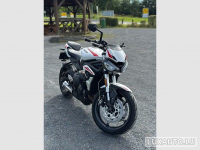 Triumph Street Triple