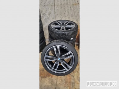 Jantes de alumínio + Pneus 19"