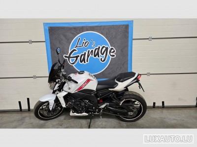 Yamaha FZ1