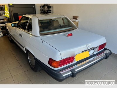 Mercedes SL 560