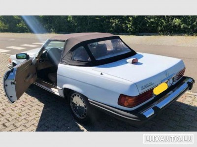 Mercedes SL 560