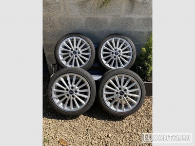 Jantes de alumínio + Pneus 17"