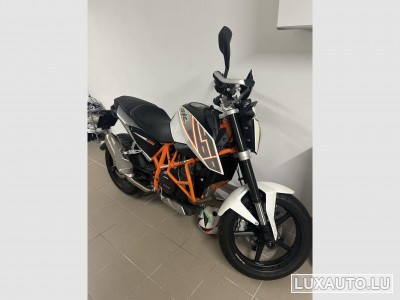 KTM Duke