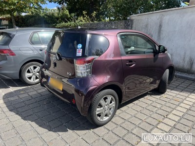 Toyota iQ