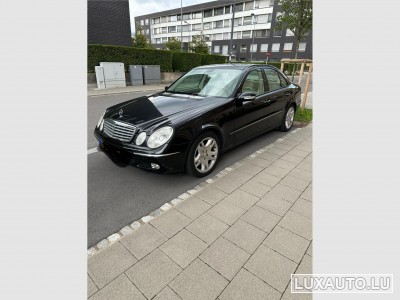 Mercedes E 220