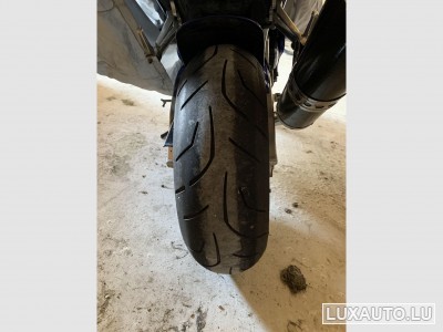 Yamaha R1