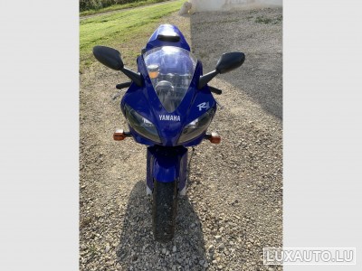 Yamaha R1